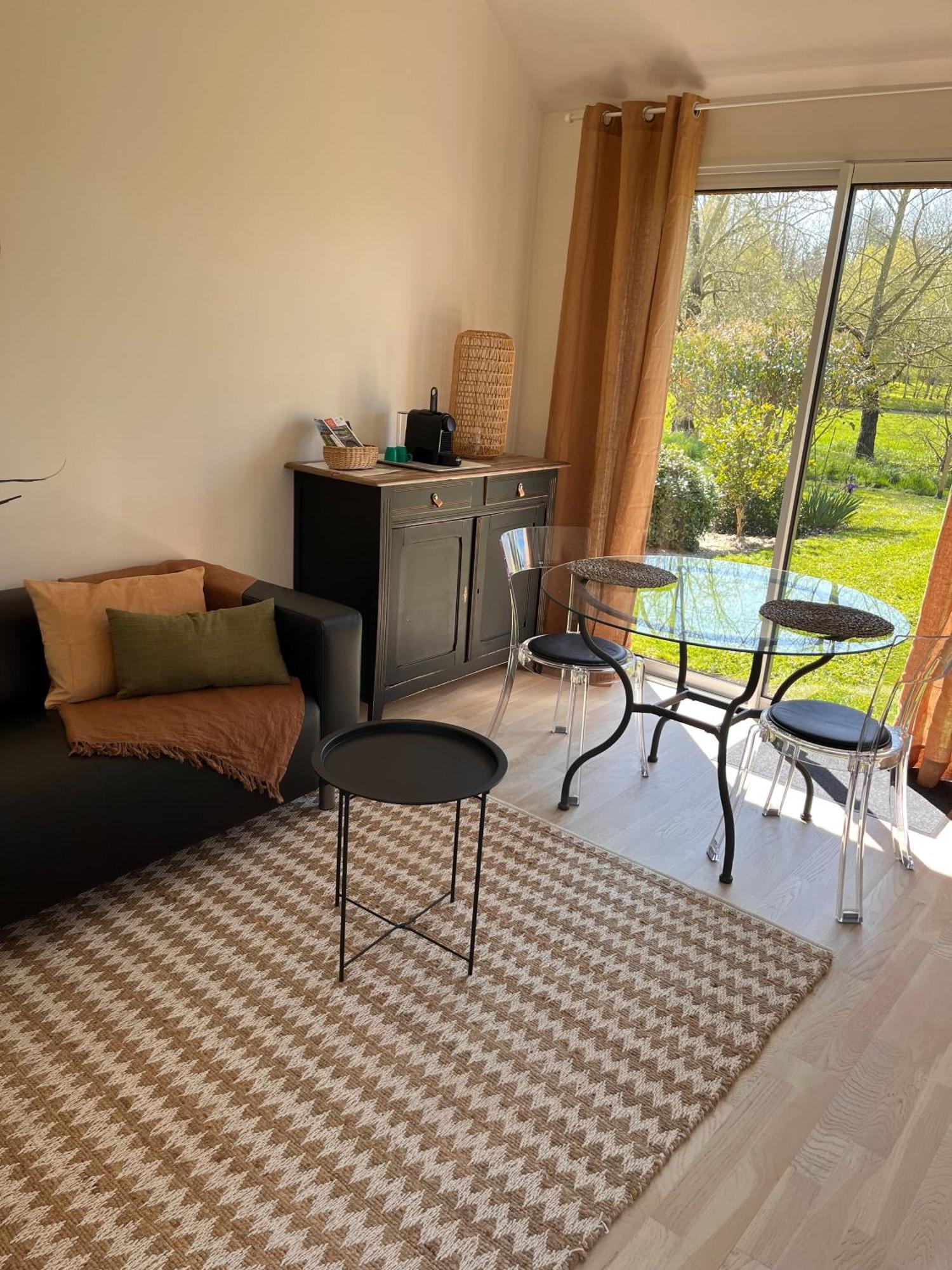 La Sellerie Bed & Breakfast Romagne  Екстериор снимка