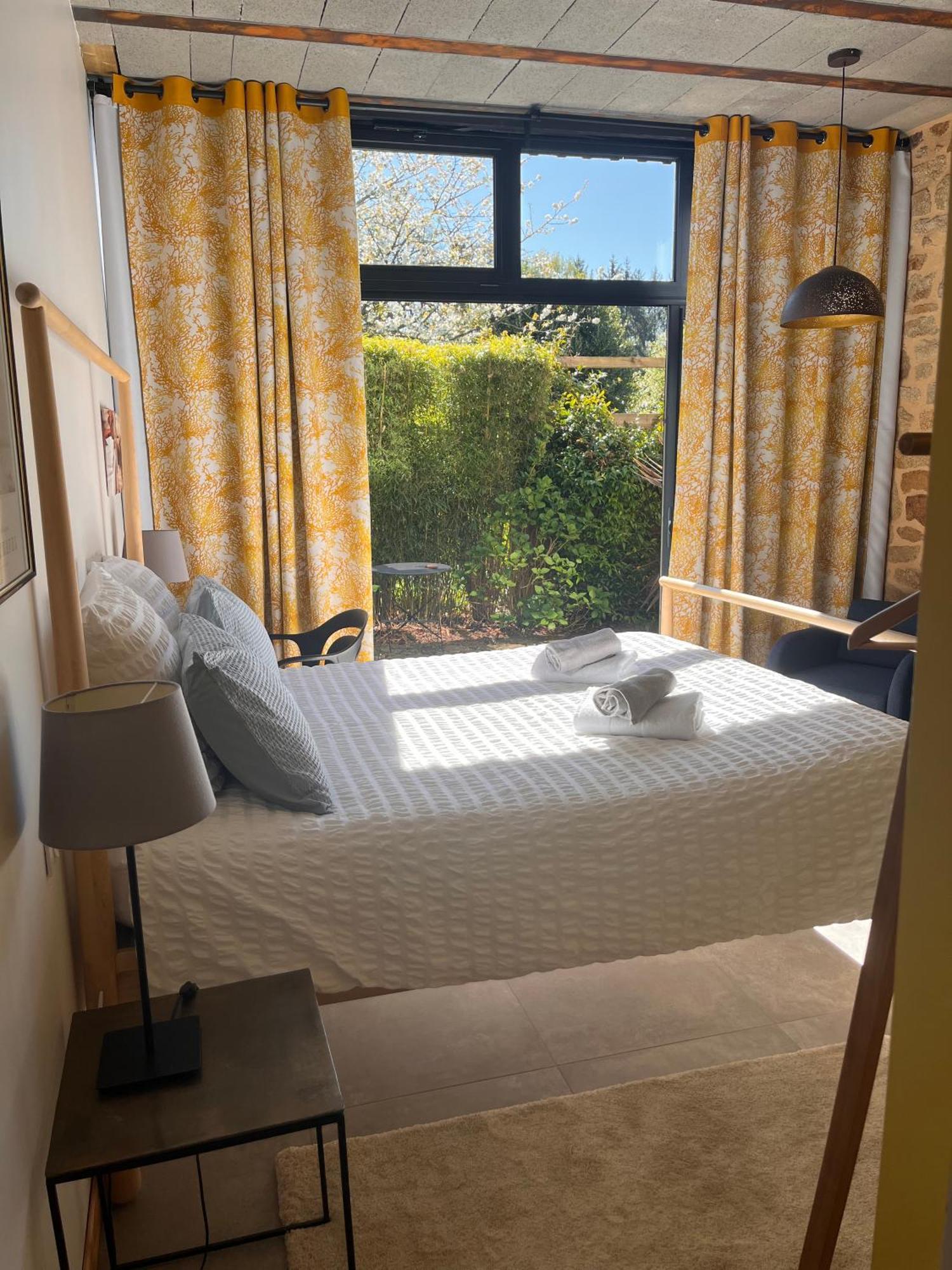 La Sellerie Bed & Breakfast Romagne  Екстериор снимка